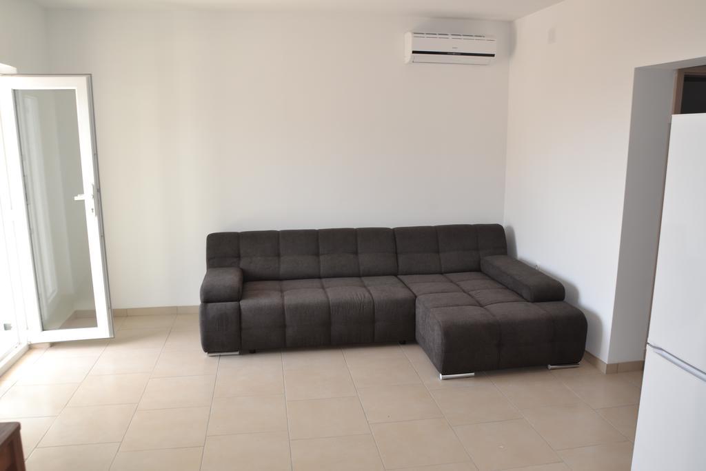 House With Sea View Apartment Drage Bagian luar foto